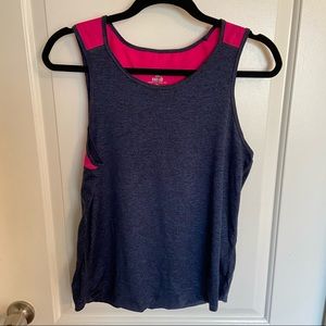 Like new Rabbit Tank